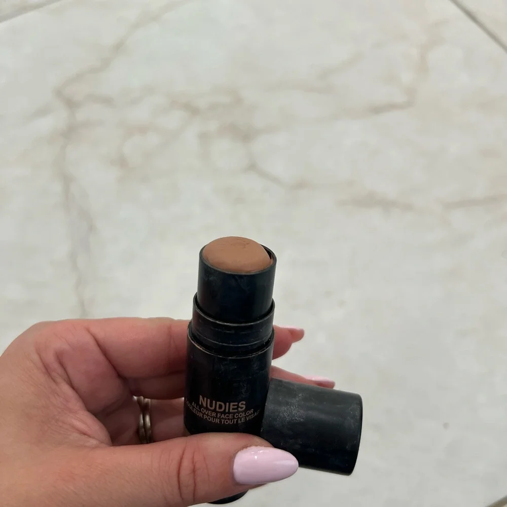 NUDESTIX Nudies All Over Face Color Matte Bondi Bae
